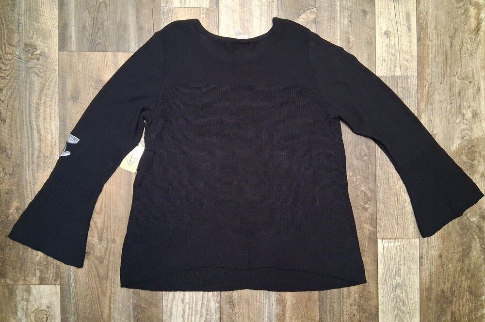NEW! Women's St. John's Bay Black Knit Sweater w/ Flower Embroidery, Size Large - Picture 6 of 11